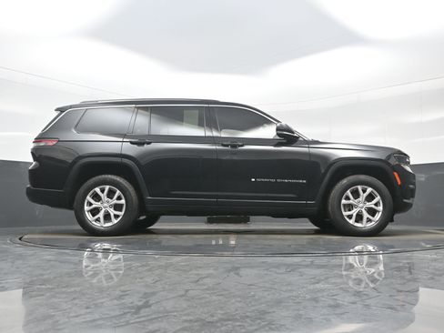 Used 2022 Jeep Grand Cherokee L Limited image 33