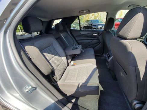 Used 2024 Chevrolet Equinox LT FWD image 25