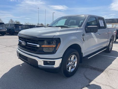 Used 2024 Ford F150 XLT AWD/4WD image 7