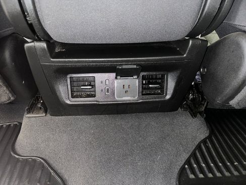 Certified 2022 Chevrolet Silverado 1500 LT image 21