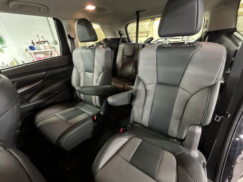 Used 2022 Subaru Ascent Onyx Edition image 25