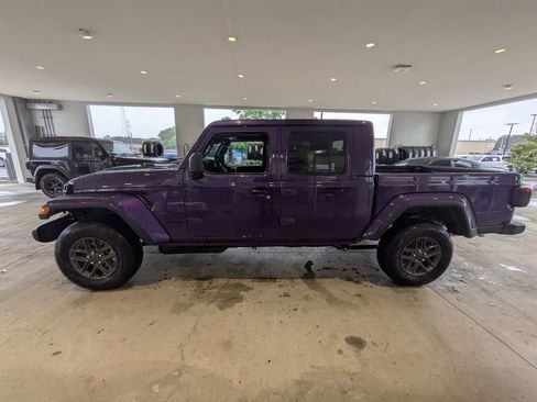 New 2026 Jeep Gladiator Sport AWD/4WD image 6