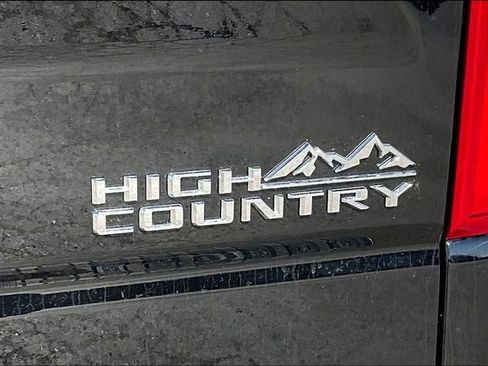 New 2026 Chevrolet Silverado 1500 High Country AWD/4WD image 9