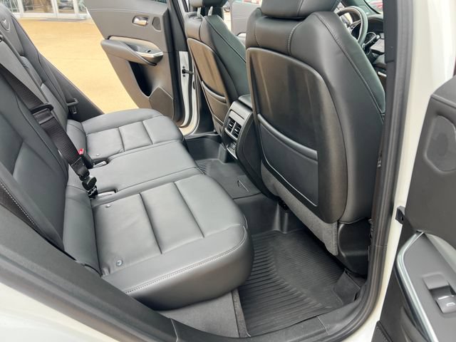 Certified 2023 Cadillac XT4 Premium Luxury w/ Cold Weather Package AWD/4WD image 18
