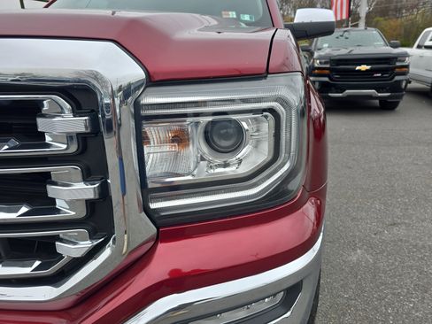 Used 2017 GMC Sierra 1500 SLT w/ SLT Premium Package AWD/4WD image 10
