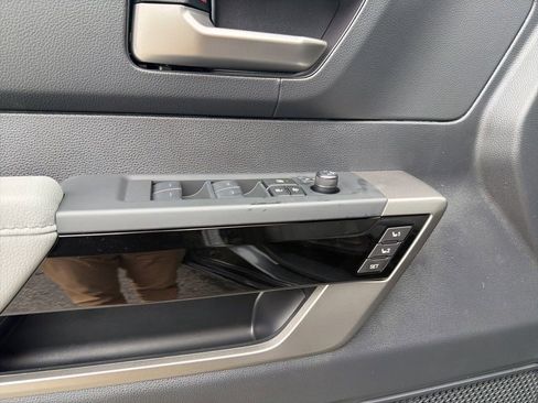 New 2026 Toyota Tundra Limited AWD/4WD image 9