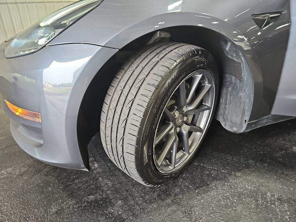 Used 2023 Tesla Model 3 Standard Range RWD image 35