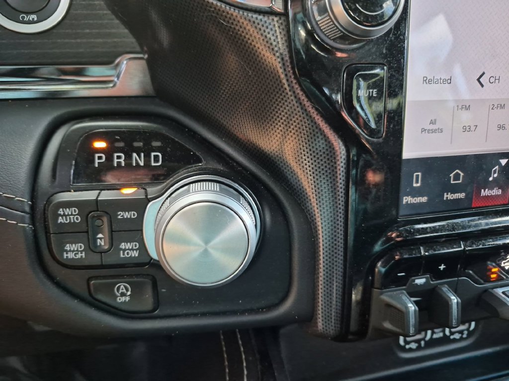 Used 2024 RAM 1500 Limited AWD/4WD image 22