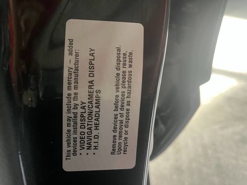 Used 2015 Jeep Cherokee Latitude w/ Cold Weather Group image 32