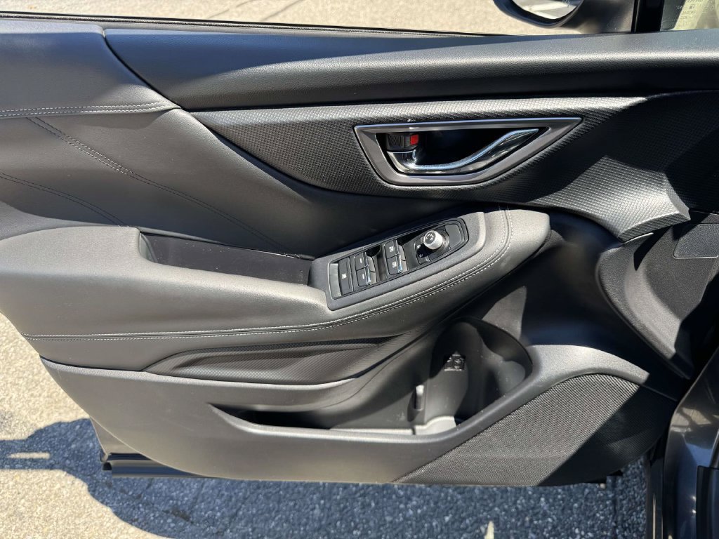 Used 2019 Subaru Forester Limited AWD/4WD image 15