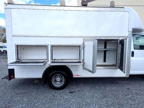 Used 2022 Chevrolet Express 3500 G3500 159 w/ Power Convenience Package image 14