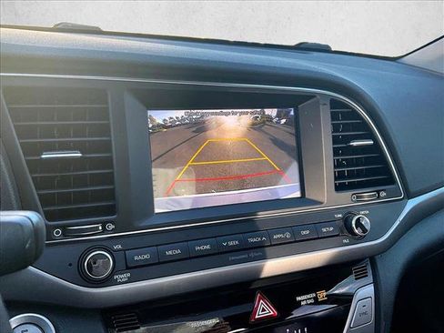 Used 2017 Hyundai Elantra Value Edition image 22