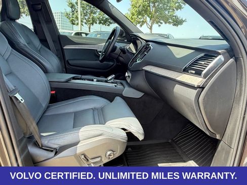 Certified 2024 Volvo XC90 T8 Ultimate w/ Protection Package Premier AWD/4WD image 36