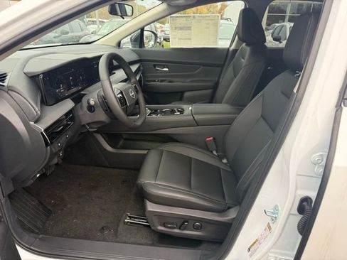 New 2025 Nissan Murano SV image 17