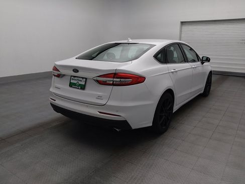Used 2020 Ford Fusion SE FWD image 9