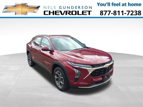 New 2025 Chevrolet Trax LT w/ Driver Confidence Package image 1