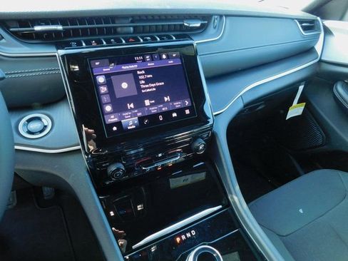 New 2026 Jeep Grand Cherokee Laredo w/ Trailer Tow Package image 17