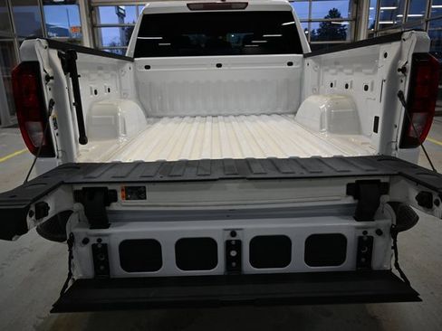 Used 2021 GMC Sierra 1500 Elevation image 9