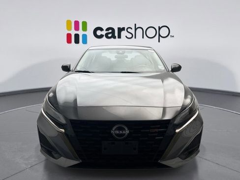 Used 2023 Nissan Altima 2.5 SR AWD/4WD image 5