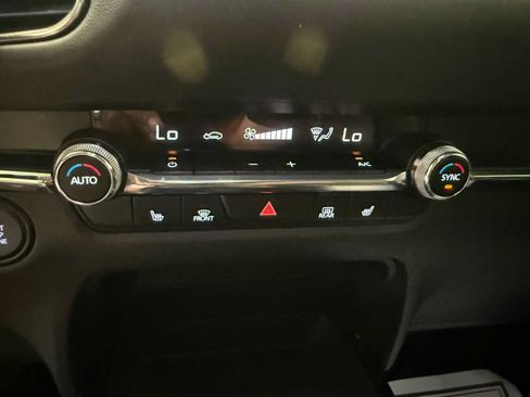Certified 2023 MAZDA CX-30 AWD 2.5 S w/ Preferred Package image 33