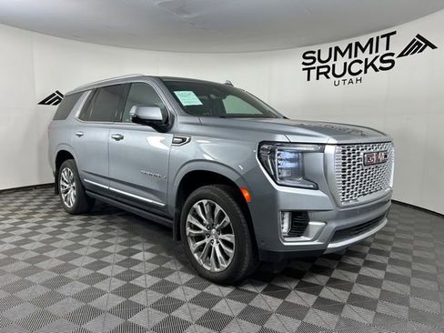 Used 2024 GMC Yukon Denali w/ Denali Reserve Package AWD/4WD image 2