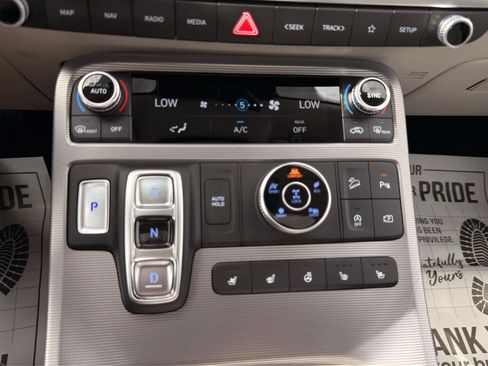 Used 2025 Hyundai Palisade Calligraphy AWD/4WD image 21