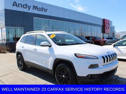 Used 2018 Jeep Cherokee Latitude image 1