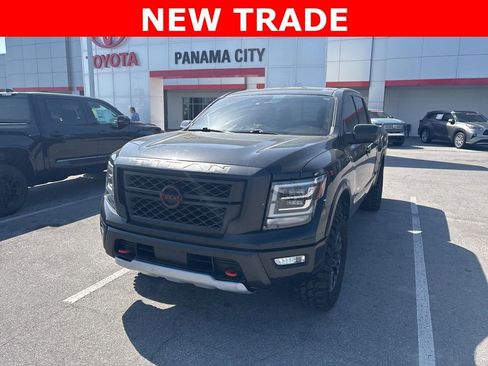 Used 2023 Nissan Titan PRO-4X image 7