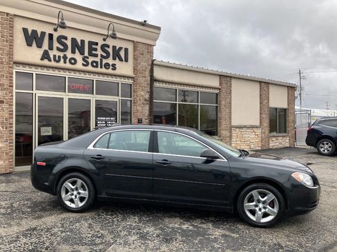 Used 2012 Chevrolet Malibu LS w/ LS Uplevel Package FWD image 2