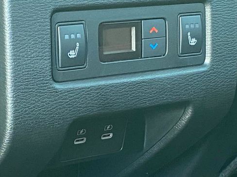 New 2025 Mitsubishi Outlander SEL image 14