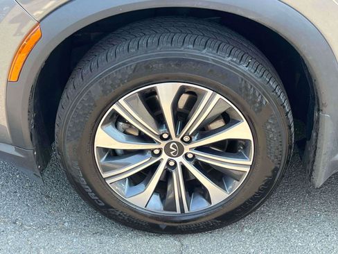 Used 2023 INFINITI QX60 Pure AWD/4WD image 6