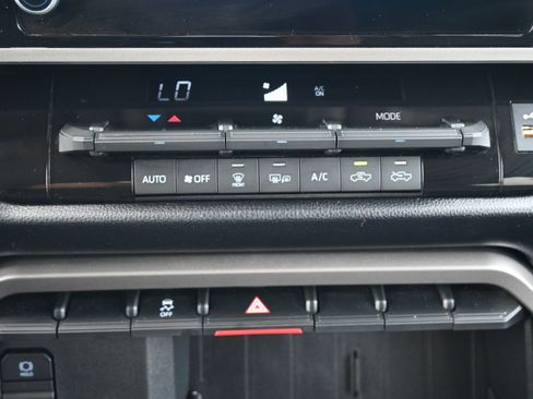 Used 2024 Toyota Tundra SR5 w/ SR5 Convenience Package AWD/4WD image 24