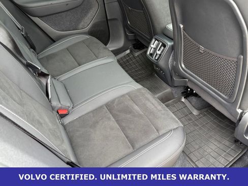 Certified 2023 Volvo XC40 B5 Plus w/ Climate Package AWD/4WD image 31