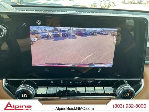 Used 2023 GMC Canyon AT4 image 16