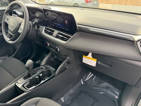 New 2026 Chevrolet TrailBlazer LS image 6