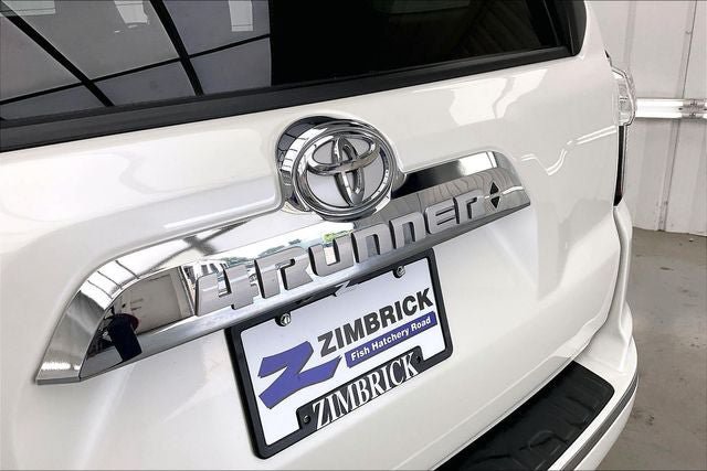 Used 2021 Toyota 4Runner Limited AWD/4WD image 9