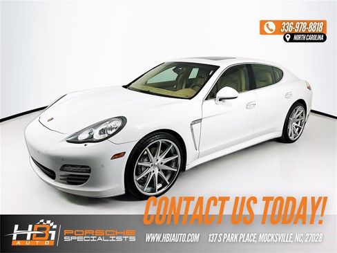 Used 2013 Porsche Panamera 4S image 1