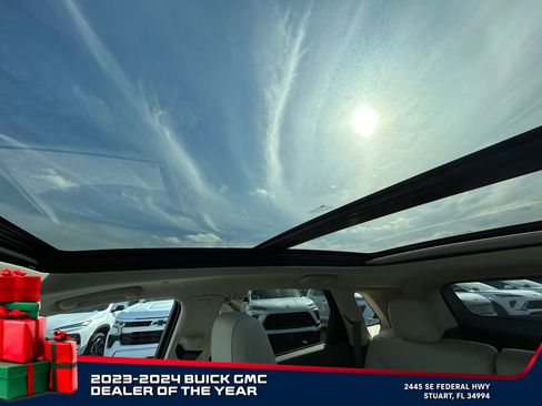 Used 2025 Cadillac XT5 Premium Luxury image 32