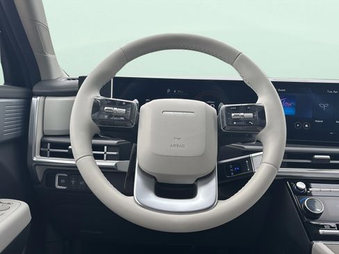 New 2026 Hyundai Santa Fe SE FWD image 12