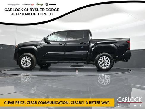 Used 2025 Toyota Tacoma SR AWD/4WD image 49