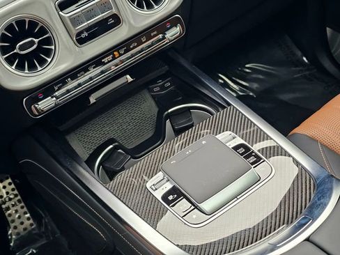 Certified 2025 Mercedes-Benz G 63 AMG 4MATIC image 40