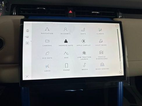 New 2025 Land Rover Discovery Sport S image 28