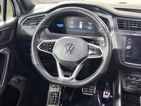 Used 2022 Volkswagen Tiguan SE R-Line AWD/4WD image 12