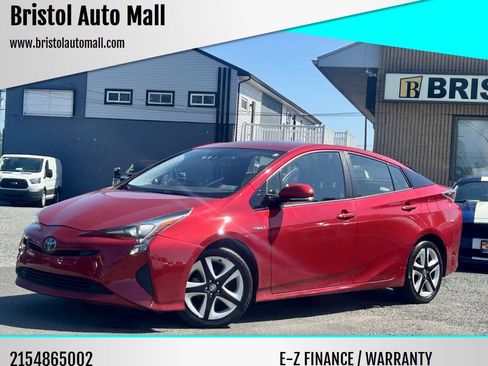 Used 2018 Toyota Prius Four Touring w/ Premium Convenience Package FWD image 1