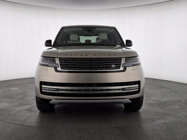 Certified 2025 Land Rover Range Rover Long Wheelbase SE AWD/4WD image 8