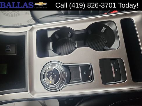 Used 2023 Ford Edge SEL AWD/4WD image 16