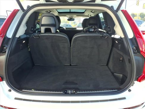 Used 2024 Volvo XC90 B6 Plus w/ Protection Package Premier image 15