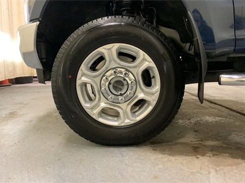 Used 2019 Ford F250 XL w/ STX Appearance Package image 32