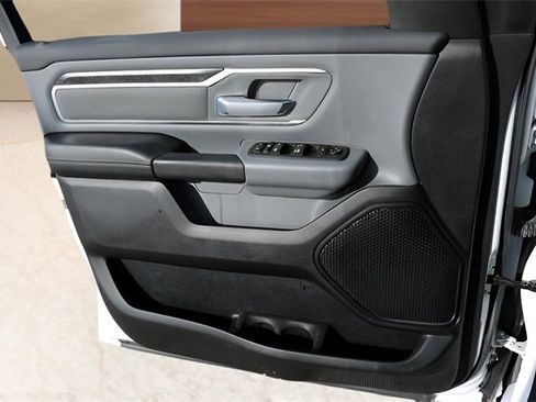 Used 2021 RAM 1500 Lone Star image 10