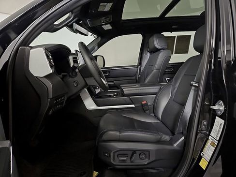 Used 2024 Toyota Sequoia Platinum AWD/4WD image 15